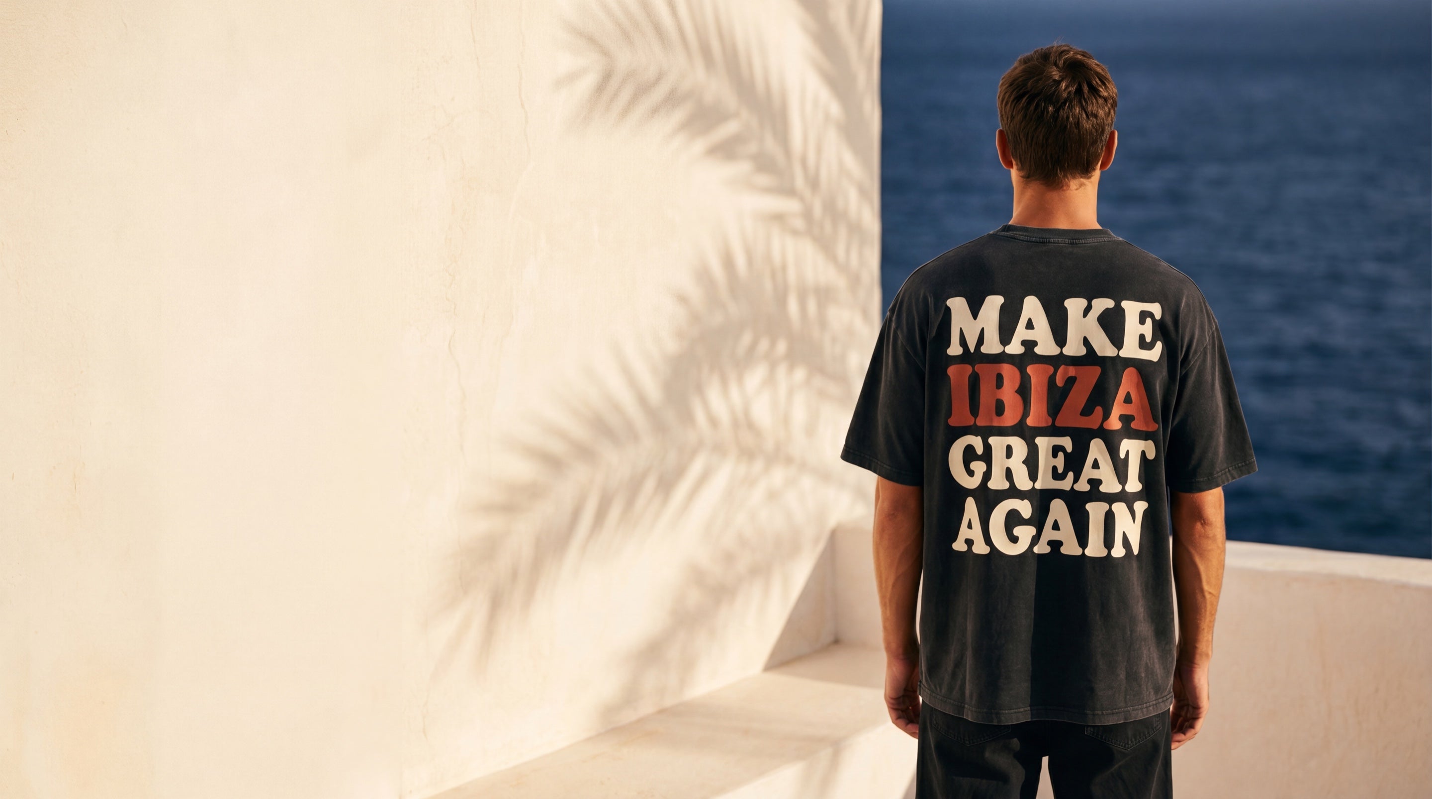 AGAIN CLUB - bannière Make Ibiza Great Again, terrasse méditerranéenne